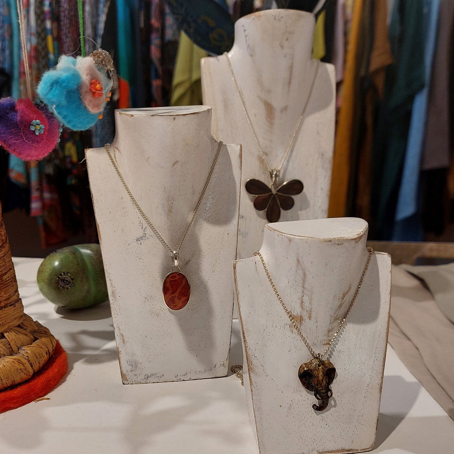 MINIATURE necklace stand jewelry stand chain display jewelry bust made of wood set 3 -10 / 15 / 20 cm white